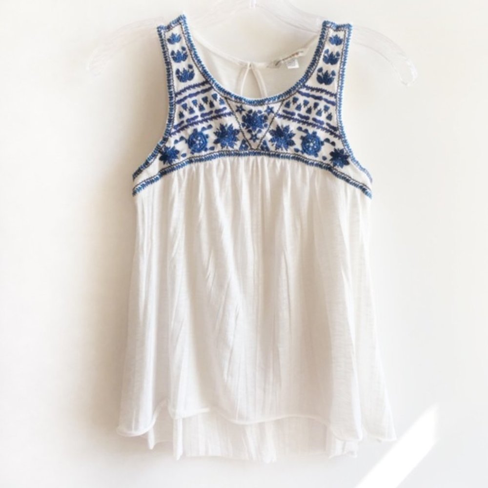 White American Eagle Tank Top with Blue Embroidery